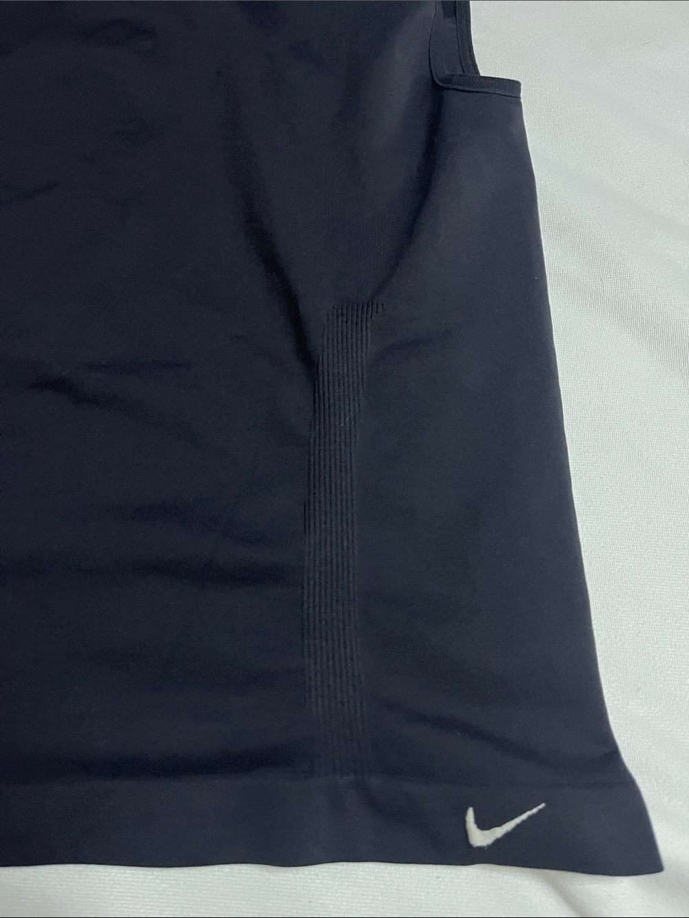 Nike Seamless Tank - Picture 5 of 7